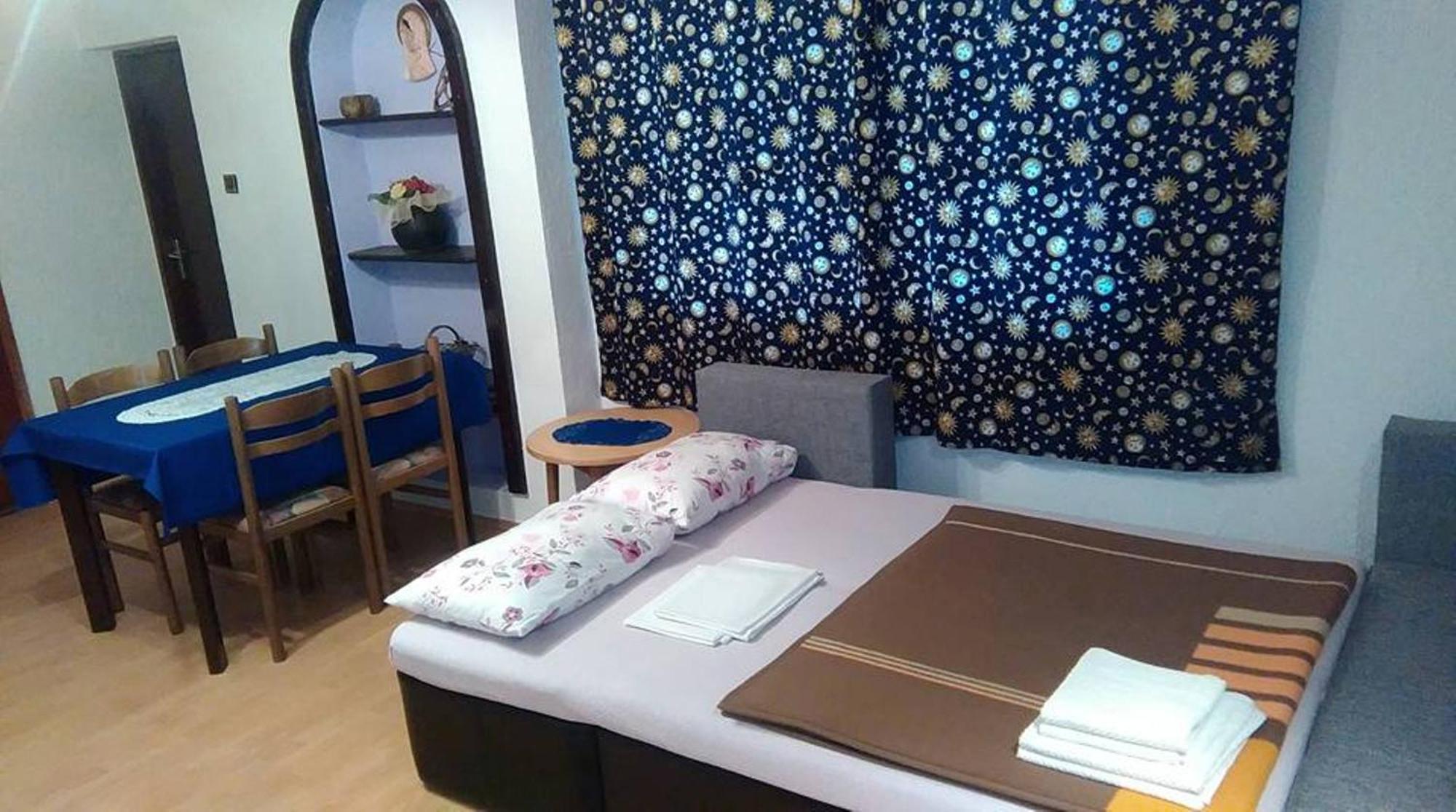 House Ilija Hodak Seliste Dreznicko Bilik gambar